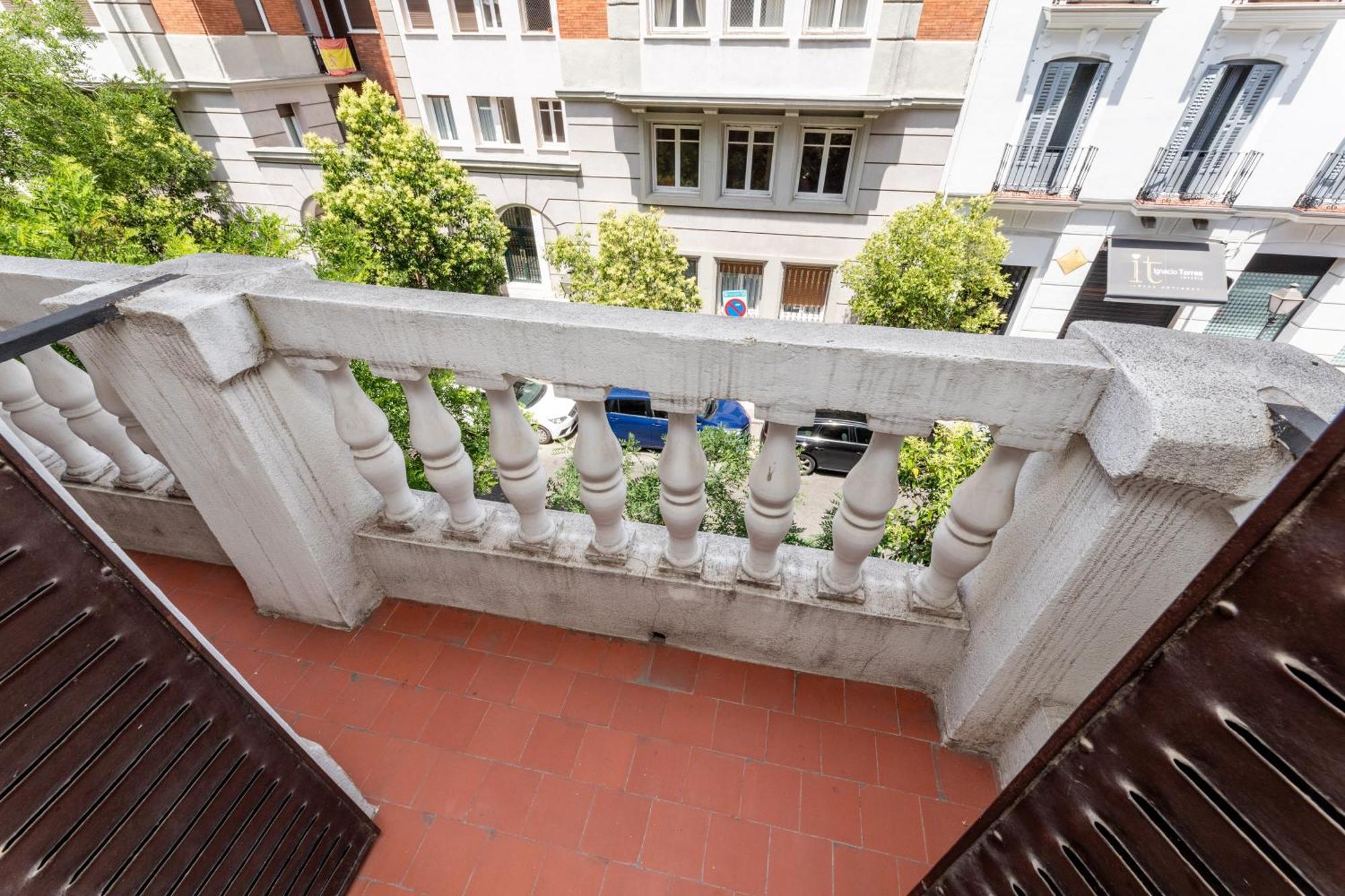 Montaber Apartments - La Paz Market Μαδρίτη Εξωτερικό φωτογραφία