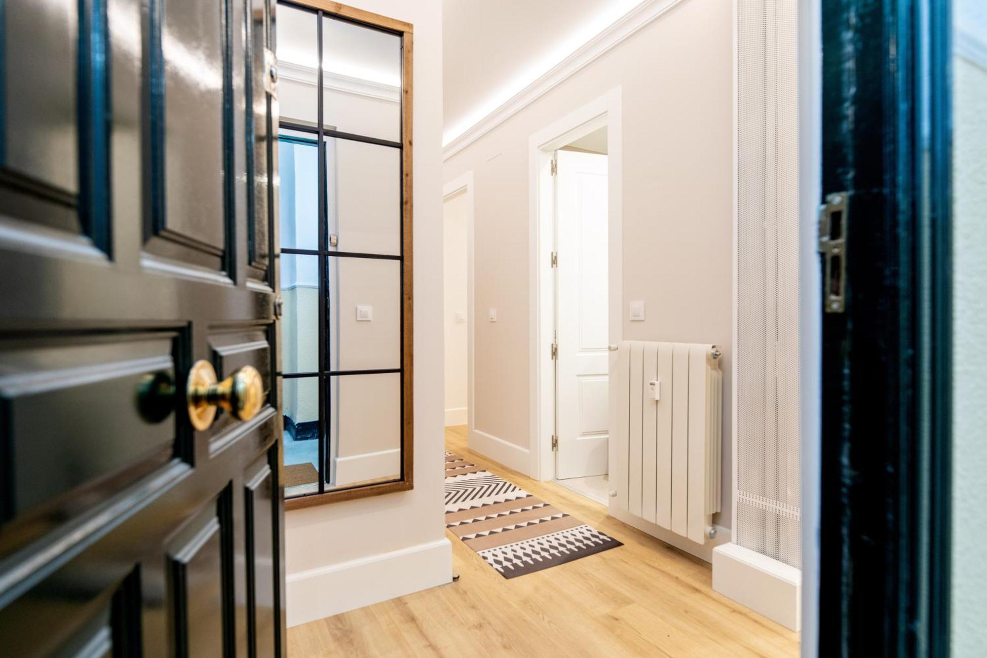 Montaber Apartments - La Paz Market Μαδρίτη Εξωτερικό φωτογραφία