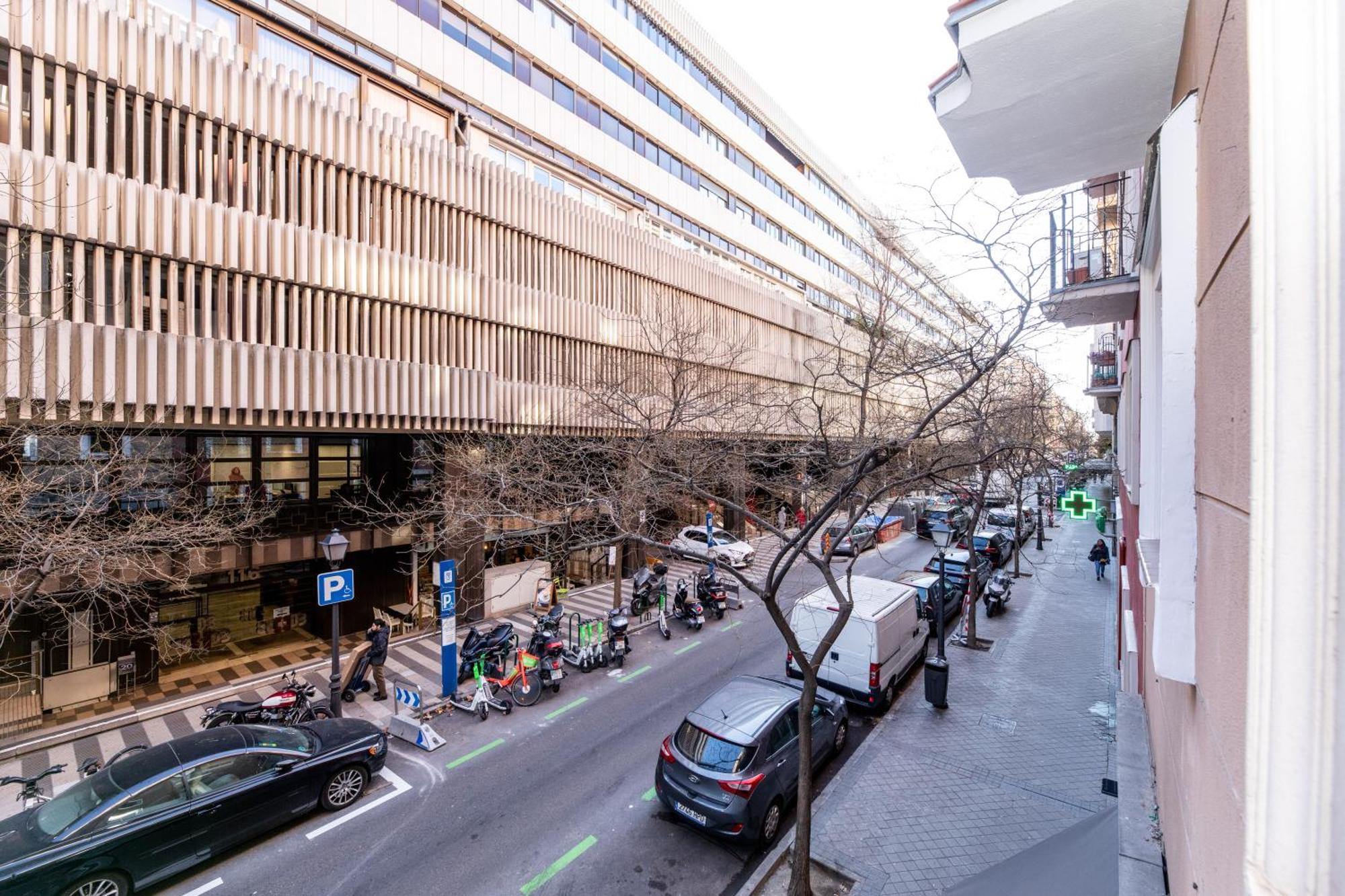 Montaber Apartments - La Paz Market Μαδρίτη Εξωτερικό φωτογραφία